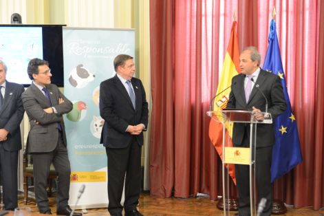 Hoy, en la firma de los Protocolos de adhesión para la tenencia responsable de los animales de compañía 