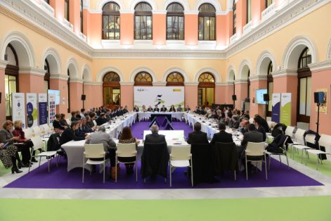 HOY, EN LA CELEBRACIÓN DE SU V ANIVERSARIO