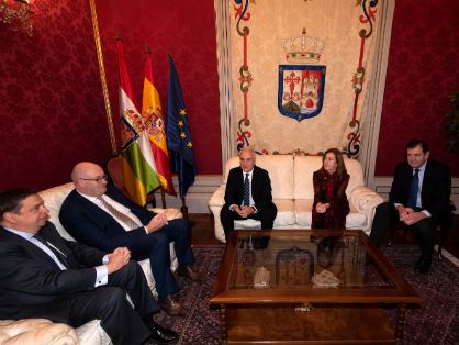Durante su visita a la Comunidad Autónoma de La Rioja 