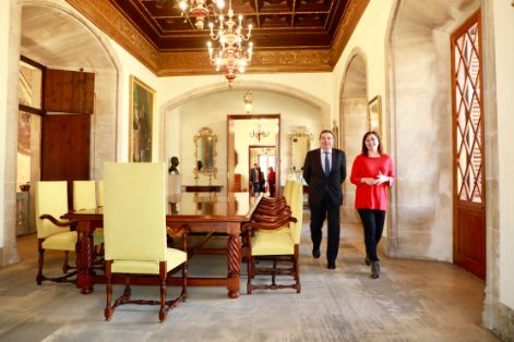 HOY, TRAS LA REUNIÓN QUE HA MANTENIDO CON LA PRESIDENTA DEL GOBIERNO DE LAS ISLAS BALEARES, EN PALMA