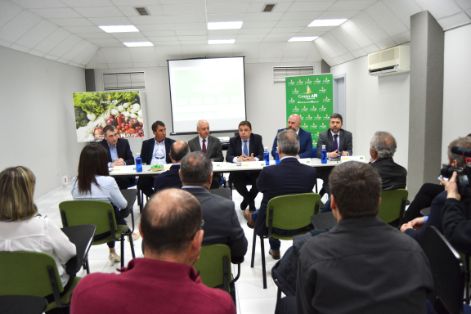 Hoy, en su visita al sector agroalimentario en Navarra 