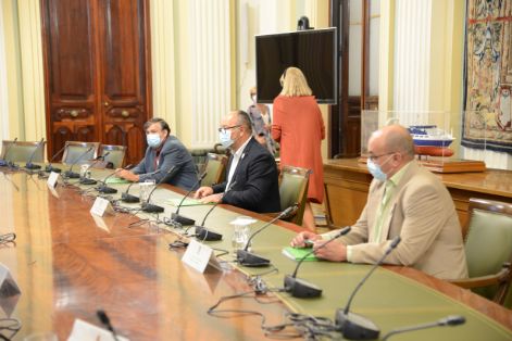HOY, EN LA REUNIÓN CON UNIÓN DE UNIONES
