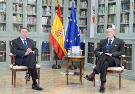 EN LA PRESENTACIÓN DEL LIBRO “LA TRANSICIÓN AGRARIA 1976-1982”, DE JAIME LAMO DE ESPINOSA