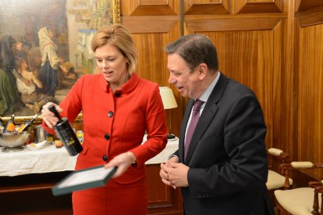 HOY, EN UN ENCUENTRO PRESIDIDO POR LOS MINISTROS DE AGRICULTURA Y ALIMENTACIÓN DE AMBOS PAÍSES