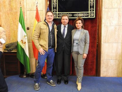 EL MINISTRO LUIS PLANAS SE HA REUNIDO HOY EN ALMERÍA CON LAS ORGANIZACIONES AGRARIAS 