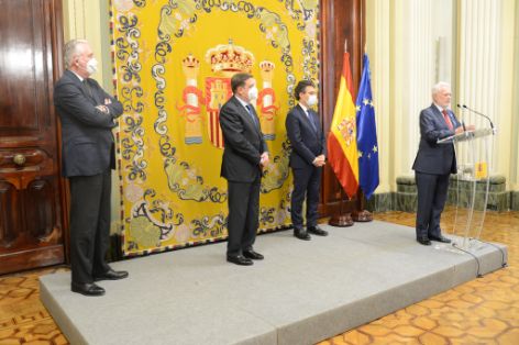 Hoy, en la sede del Ministerio 