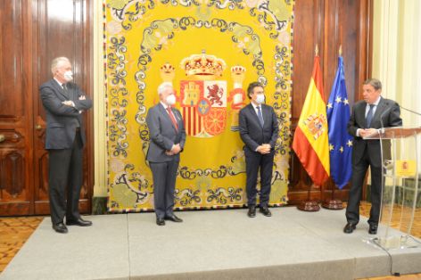 Hoy, en la sede del Ministerio 