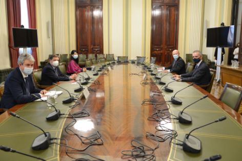Hoy, en la sede del ministerio