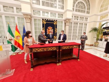 Firma de convenios hoy en Sevilla