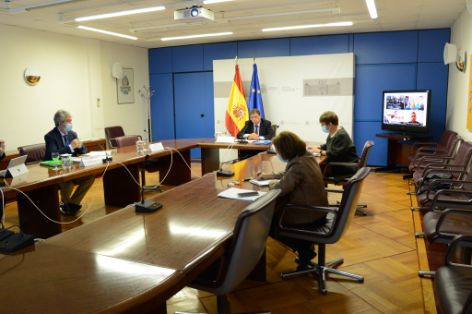 Hoy, en una reunión por videoconferencia   