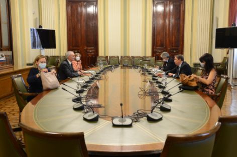 Hoy, en la sede del ministerio