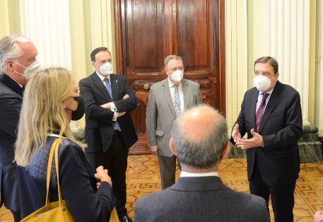 Hoy, en la firma del convenio con la Universidad de Córdoba y la Politécnica de Madrid