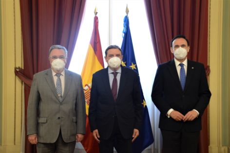 Hoy, en la firma del convenio con la Universidad de Córdoba y la Politécnica de Madrid