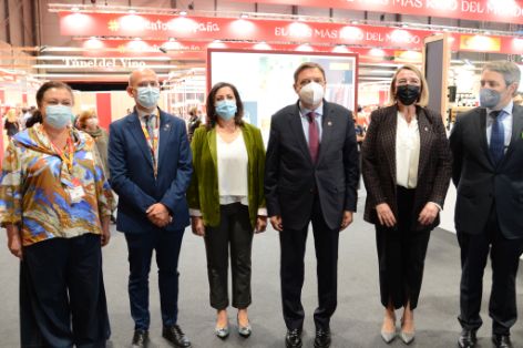 EN UNA VISITA AL SALÓN GOURMETS, FERIA INTERNACIONAL DE ALIMENTACIÓN Y BEBIDAS DE CALIDAD 