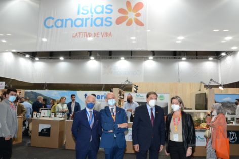 EN UNA VISITA AL SALÓN GOURMETS, FERIA INTERNACIONAL DE ALIMENTACIÓN Y BEBIDAS DE CALIDAD 