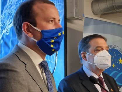 Hoy, en Vigo, junto al comisario de Medio Ambiente, Océanos y Pesca de la UE    