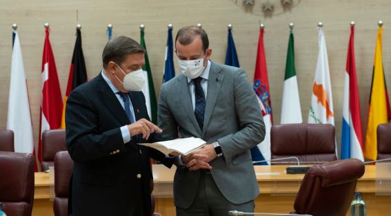 HOY, EN ALICANTE, JUNTO AL COMISARIO DE MEDIO AMBIENTE, OCÉANOS Y PESCA DE LA UE    