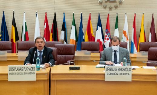 HOY, EN ALICANTE, JUNTO AL COMISARIO DE MEDIO AMBIENTE, OCÉANOS Y PESCA DE LA UE    