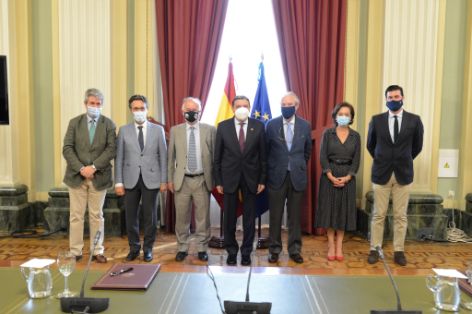 Durante la firma de un convenio con Feagas