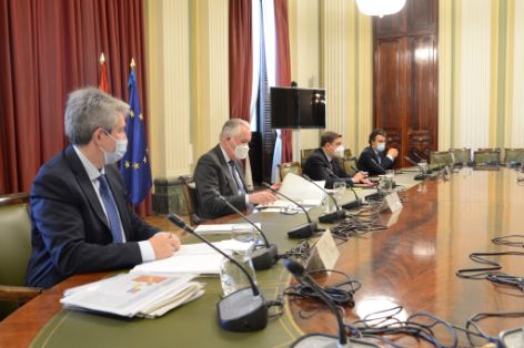 EN UNA REUNIÓN MANTENIDA HOY EN LA SEDE DEL MINISTERIO