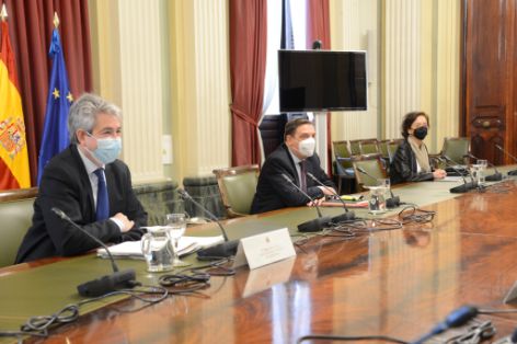 Hoy, en la sede del ministerio 