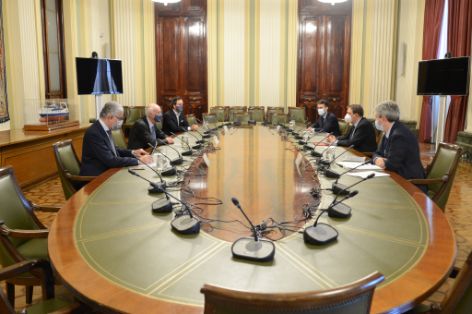 Hoy, en la sede del ministerio