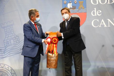 DURANTE SU VISITA OFICIAL A CANTABRIA