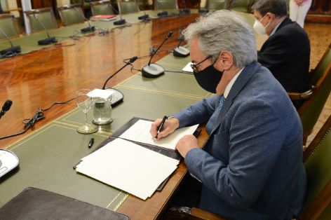 HOY, EN LA SEDE DEL MINISTERIO 