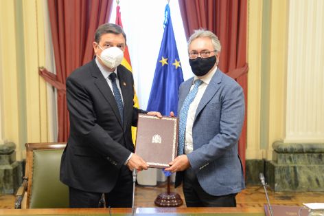 HOY, EN LA SEDE DEL MINISTERIO 