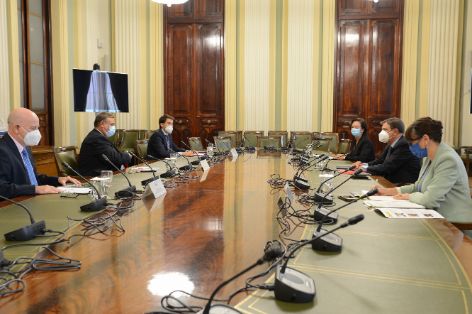 Hoy, en la sede del ministerio
