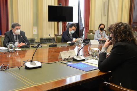 HOY, EN LA SEDE DEL MINISTERIO 