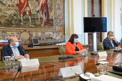 HOY, EN LA SEDE DEL MINISTERIO