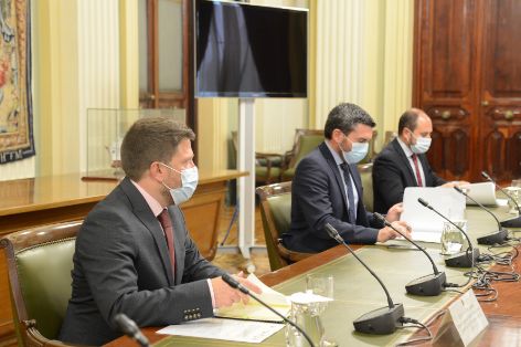 HOY, EN LA SEDE DEL MINISTERIO 