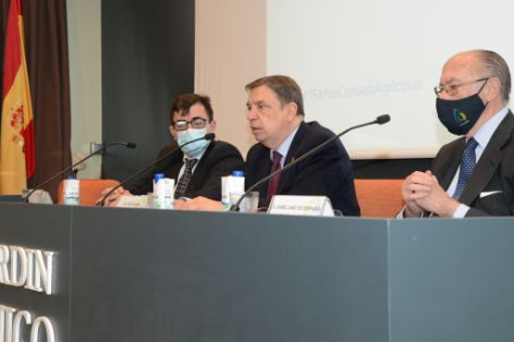 En la entrega de “Premios a la Sostenibilidad e Innovación en el Mundo Rural” del Consejo General de Colegios de Ingenieros Técnicos Agrícolas