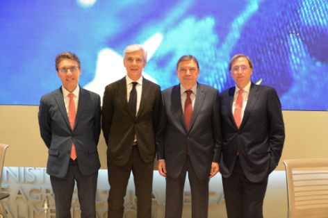 Hoy, en la clausura de la Asamblea de la FIAB