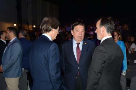 En la IX edición de Food & Drink Summit Federación de (FIAB)