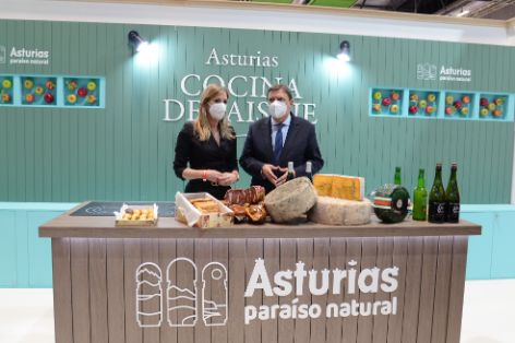 Durante su visita, hoy, a FITUR 2022  