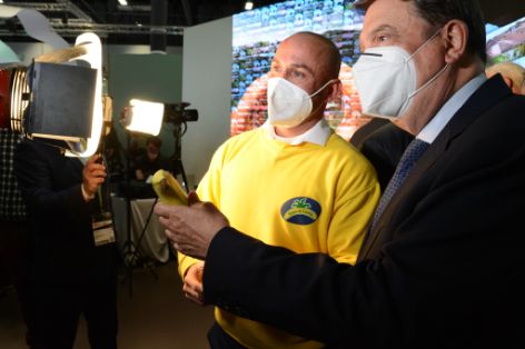 Durante su visita, hoy, a FITUR 2022  