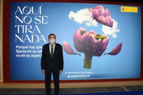 Durante su visita, hoy, a FITUR 2022  