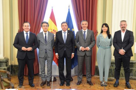 Acto de comunicación de la prórroga del convenio entre el Ministerio de Agricultura, Pesca y Alimentación y CaixaBank