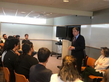 El ministro ha visitado hoy la Universidad de Wageningen (Países Bajos)  