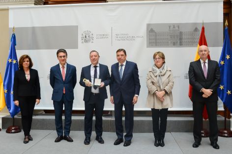 ESTA MAÑANA, EN LA SEDE DEL MINISTERIO  