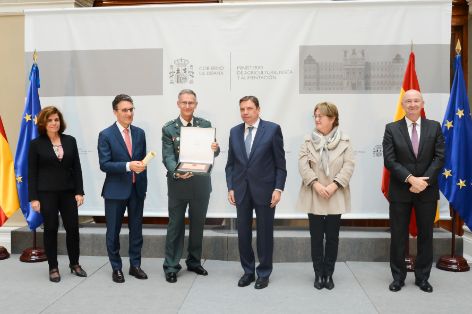 ESTA MAÑANA, EN LA SEDE DEL MINISTERIO  