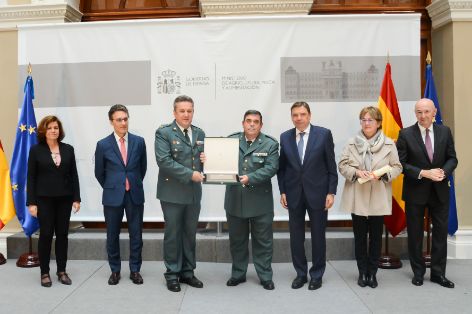 ESTA MAÑANA, EN LA SEDE DEL MINISTERIO  