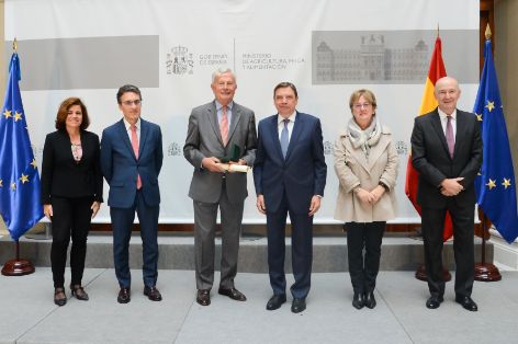 ESTA MAÑANA, EN LA SEDE DEL MINISTERIO  