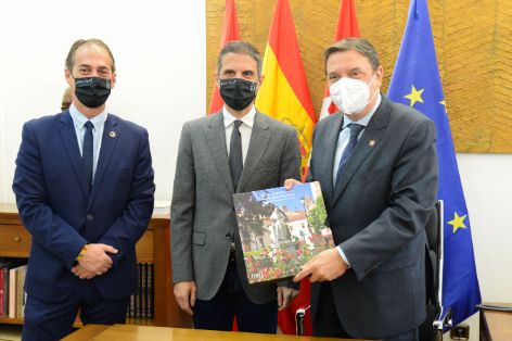 HOY, EN ALCALÁ DE HENARES  