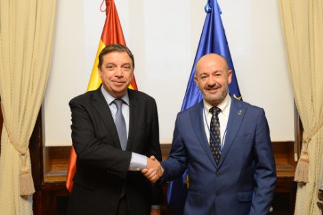 En la inauguración de la XI Asamblea de la Federación Nacional de Cofradías de Pescadores