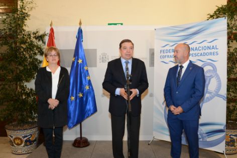 En la inauguración de la XI Asamblea de la Federación Nacional de Cofradías de Pescadores