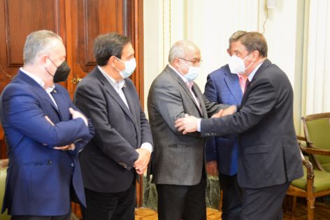 El ministro se reúne con las organizaciones profesionales agrarias y cooperativas agroalimentarias 