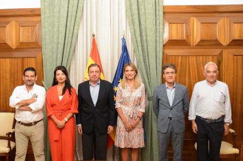 HOY, EN LA SEDE DEL MINISTERIO

